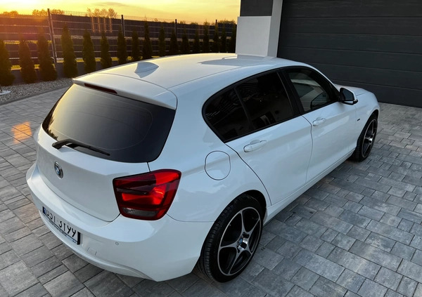 BMW Seria 1 cena 39999 przebieg: 221400, rok produkcji 2013 z Siemiatycze małe 211